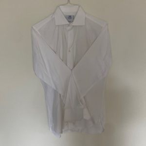 White dress shirt